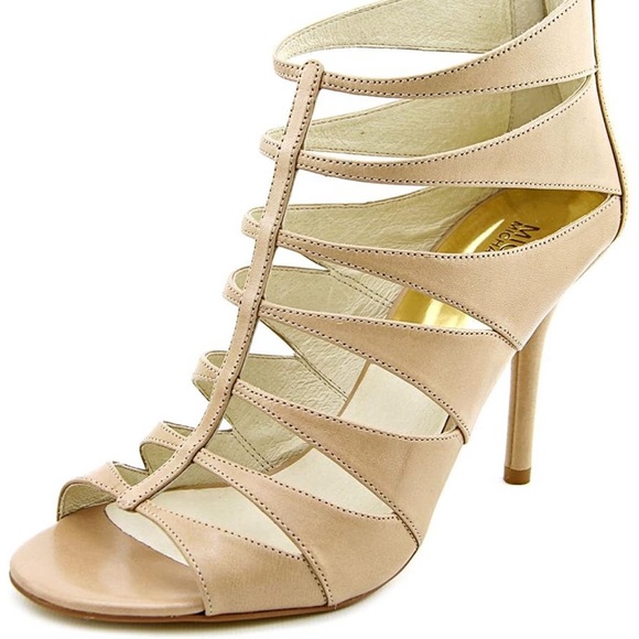 MICHAEL Michael Kors Shoes - NWOT Michael by Michael Kors Mavis Sandal